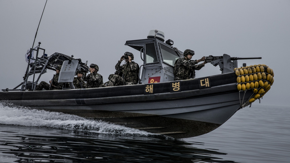 해병대 역사상 첫 도입 전력” …북한군의 서북도서 점령을 막을 고속전투주정 '청새치'의 정체 - 밀리포스트