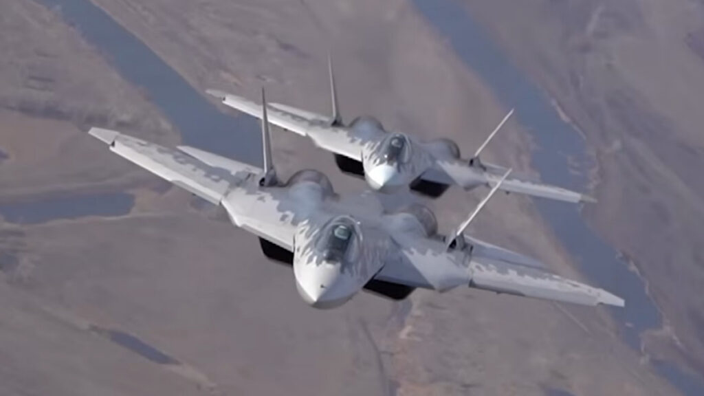 “톰 크루즈에게 박살 났던 그 전투기인데” …칼을 갈고 나온 러시아, 신형 엔진 장착한 ‘이 전투기’ 정체가?