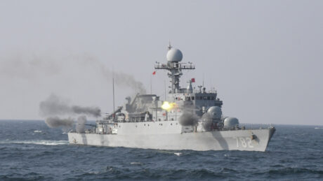 “침투하던 북한 반잠수정마저 박살 냈다” …북한군이 가장 무서워했던 전력, 36년 만에 끝내