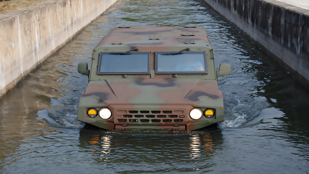 소형 전술 차량