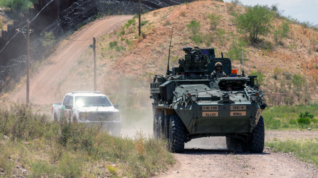 스트라이커 장갑차