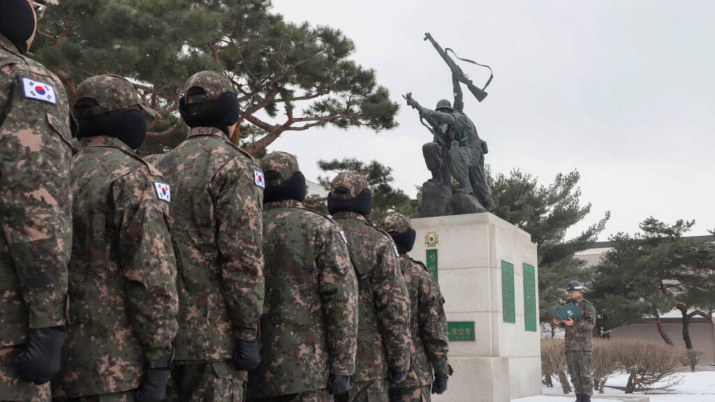 “최고의 군 엘리트 집단이라 불렸는데 옛말” …5년 사이 2배 이상 급증, 이대로면 정말로 군대 붕괴한다