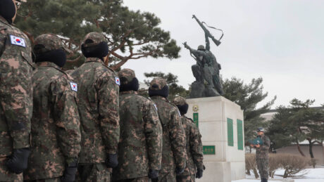 “최고의 군 엘리트 집단이라 불렸는데 옛말” …5년 사이 2배 이상 급증, 이대로면 정말로 군대 붕괴한다